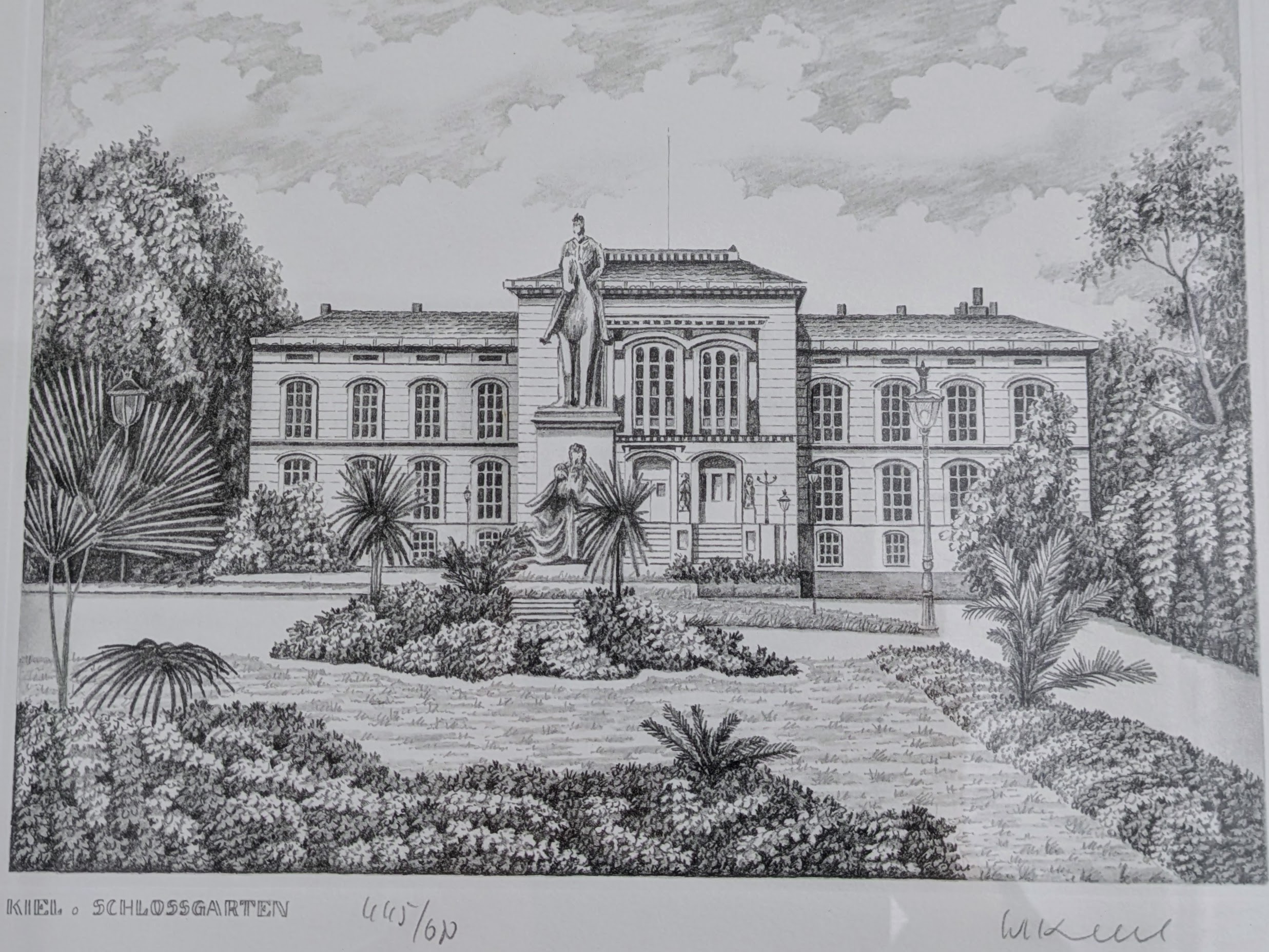 Zerbombt, gesprengt, vergessen?