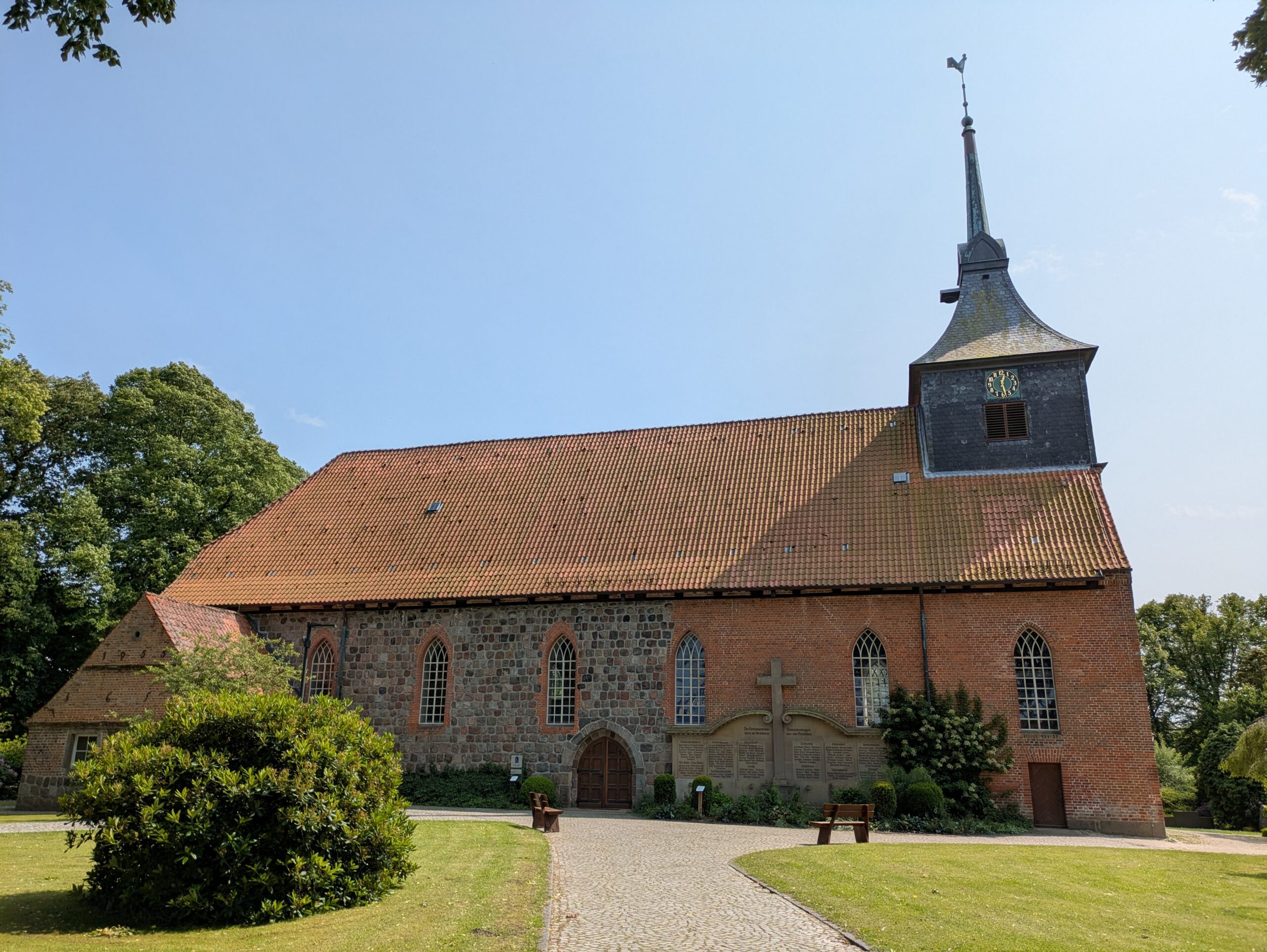 Kirche zu Dänischenhagen